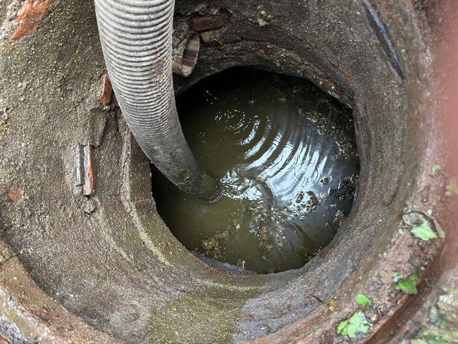 常山化粪池清理的周期与注意事项